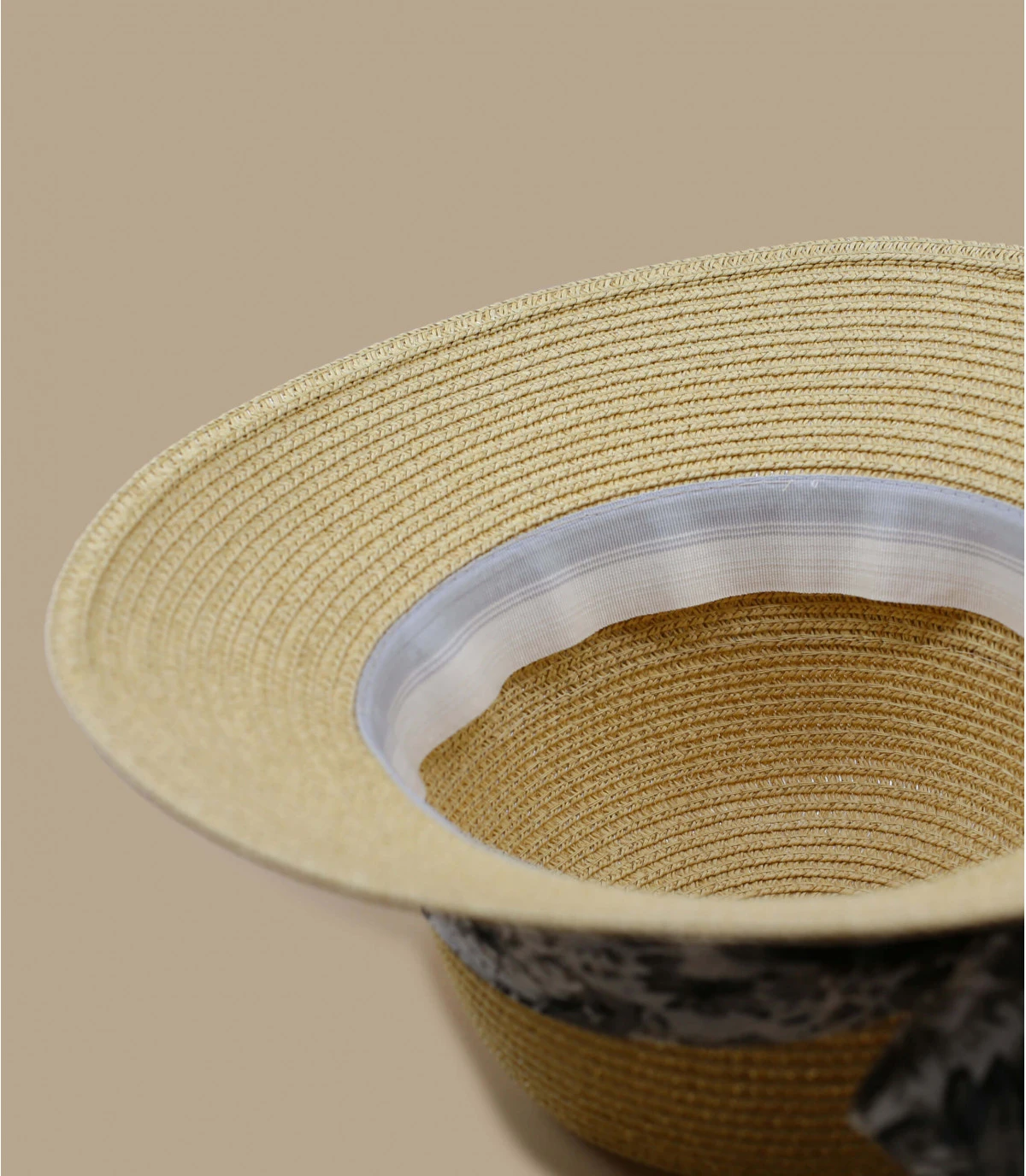 Aruba Beige 7 Aruba Beige – Image 5