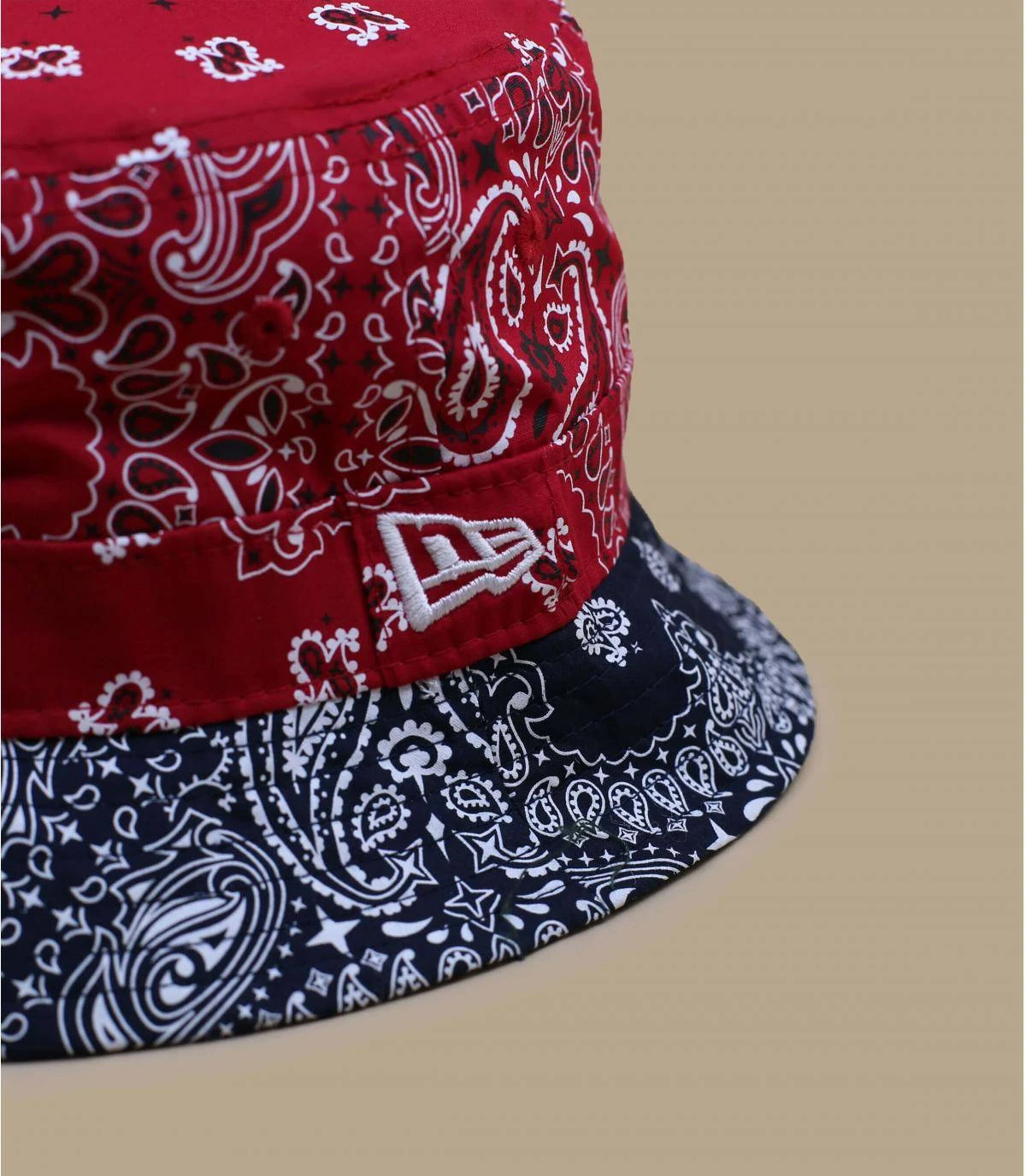 NEW ERA Bucket Paisley Scarlet 5 NEW ERA Bucket Paisley Scarlet – Image 3