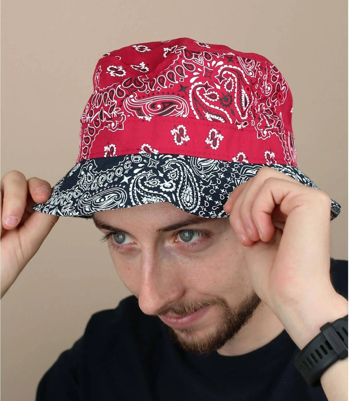 NEW ERA Bucket Paisley Scarlet 3 NEW ERA Bucket Paisley Scarlet
