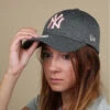 NEW ERA Casquette NY Woman Tech Jersey Gray Pink