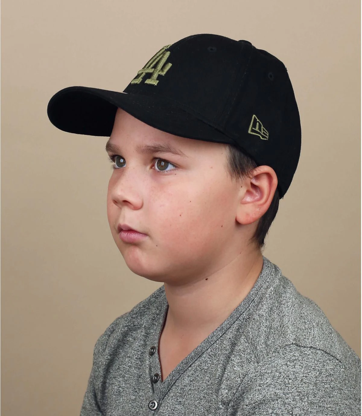 NEW ERA Casquette Kids Tonal LA 940 Black Olive 3 NEW ERA Casquette Kids Tonal LA 940 Black Olive