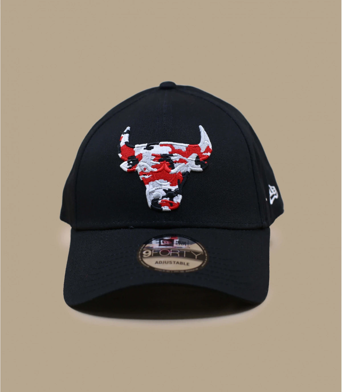 NEW ERA Casquette Wild Camo 940 Bulls Balck Red 4 NEW ERA Casquette Wild Camo 940 Bulls Balck Red – Image 2
