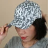 NEW ERA Casquette Wmn All Over Print 940 NY Gray 1 NEW ERA Casquette Wmn All Over Print 940 NY Gray -Monde Chapeau casquette wmn all over print 940 ny gray