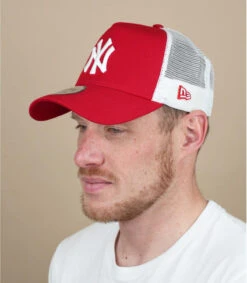 NEW ERA Clean Trucker NY Scarlet