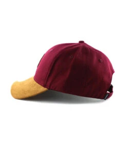 Curve Winter Is Here Burgundy Brown -Monde Chapeau curve winter is here burgundy brownWinter20is20here20curve20bordeaux20Winter20is20Here