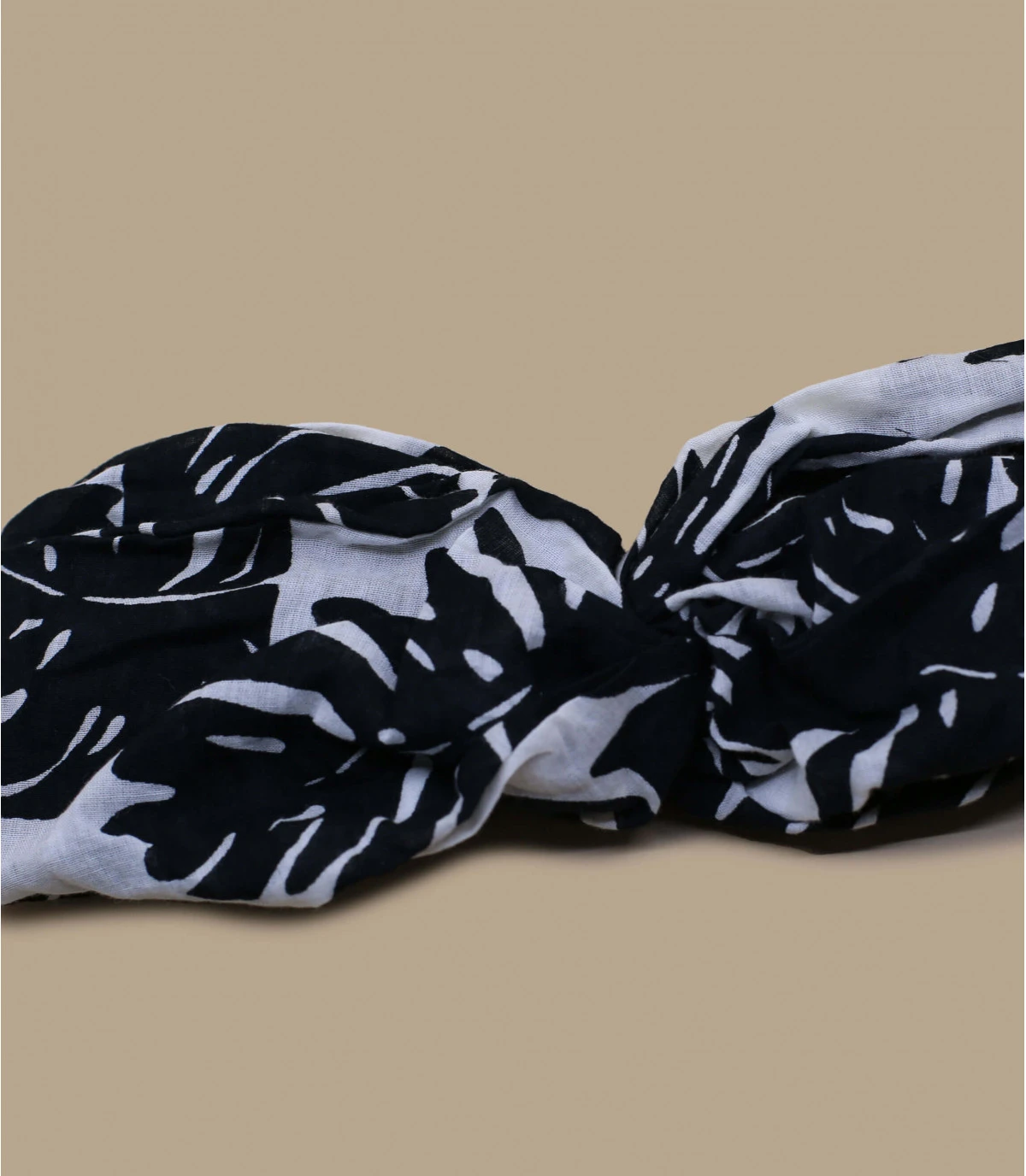 Barts Easy Headband White 5 Barts Easy Headband White – Image 3