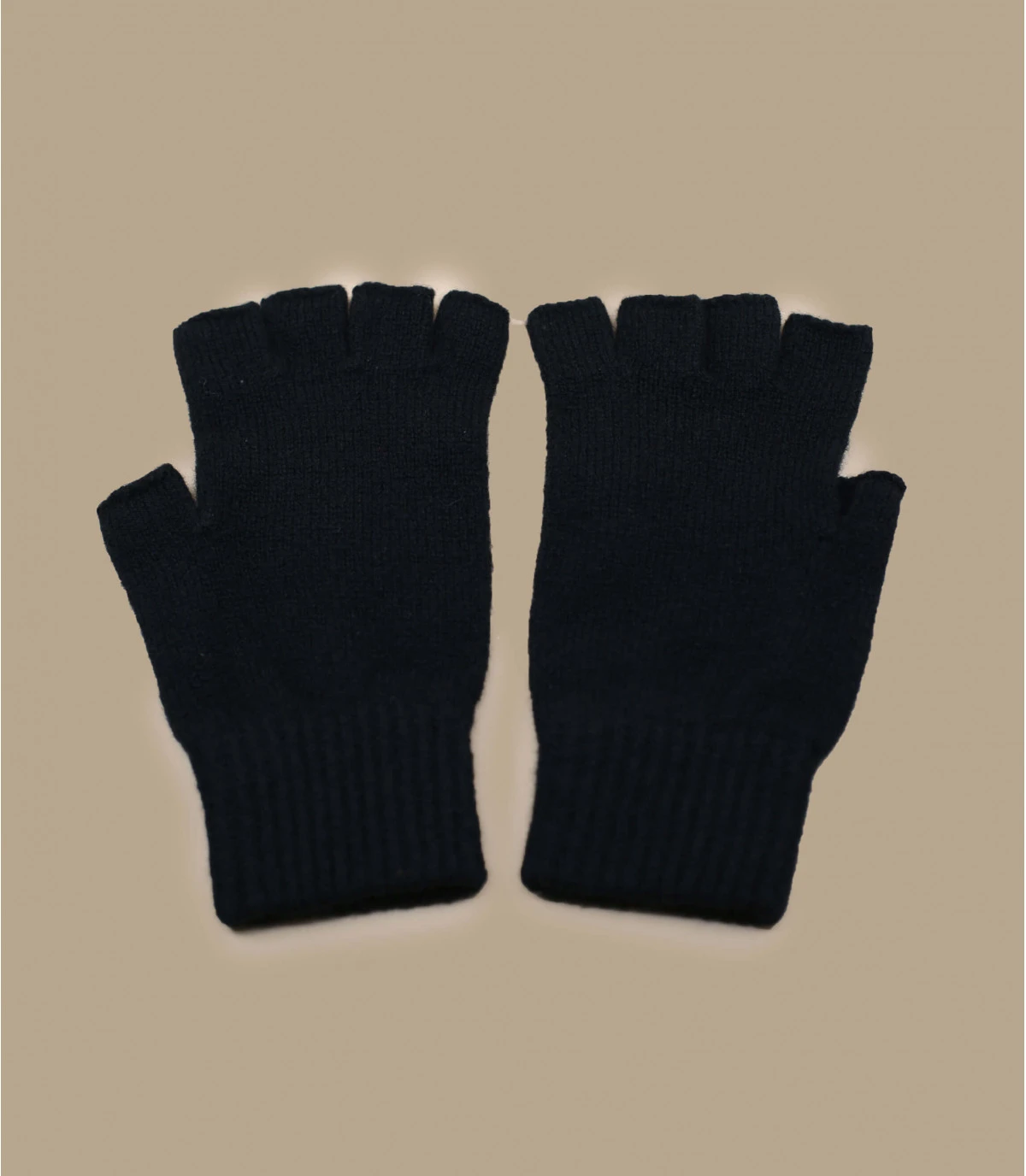 Mackie Iona Black 3 Mackie Iona Black – Image 2