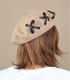 Lio Sable Cacao 9 Lio Sable Cacao -Monde Chapeau lio sable cocoaHeritage20par20Laulhere20beret20beige20lien20cuir