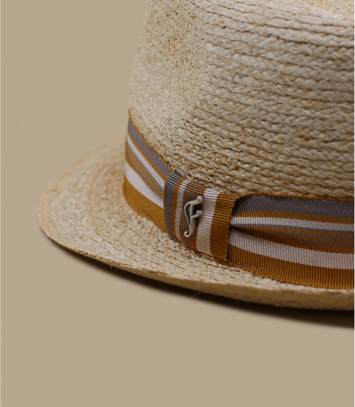 Mateo Raphia 5 Mateo Raphia – Image 3