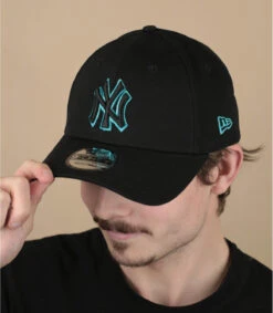 NEW ERA Neon Outline 9Forty NY Black Neon Blue