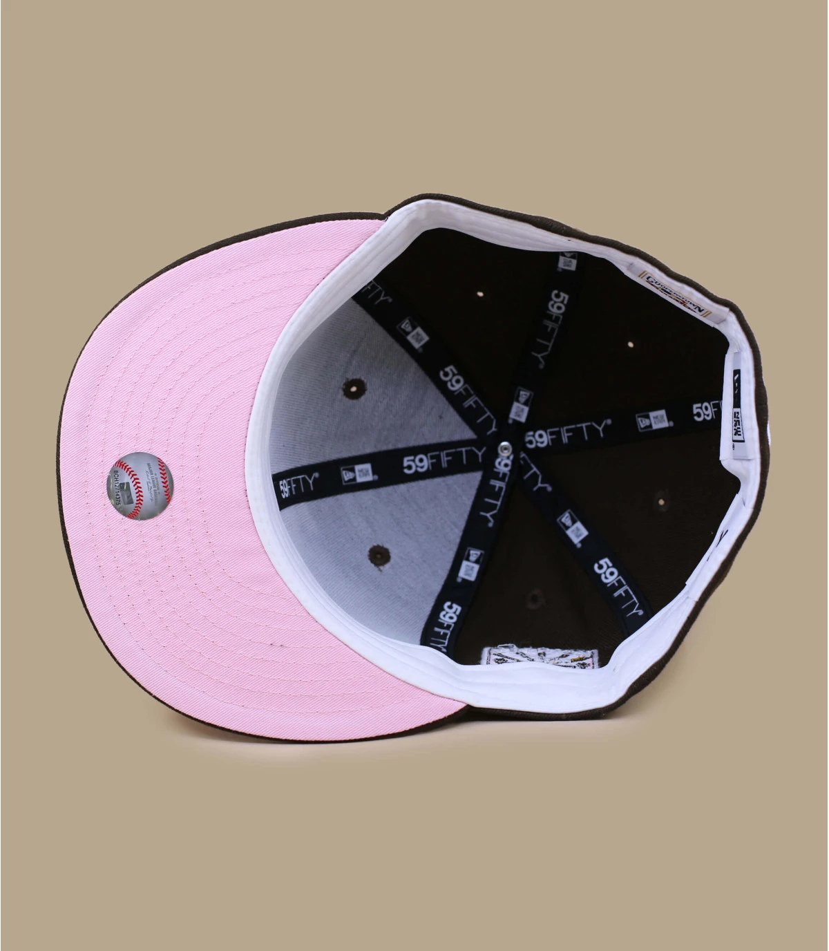NEW ERA Side Patch 5950 NY Yankees Walnut Pink 7 NEW ERA Side Patch 5950 NY Yankees Walnut Pink – Image 5