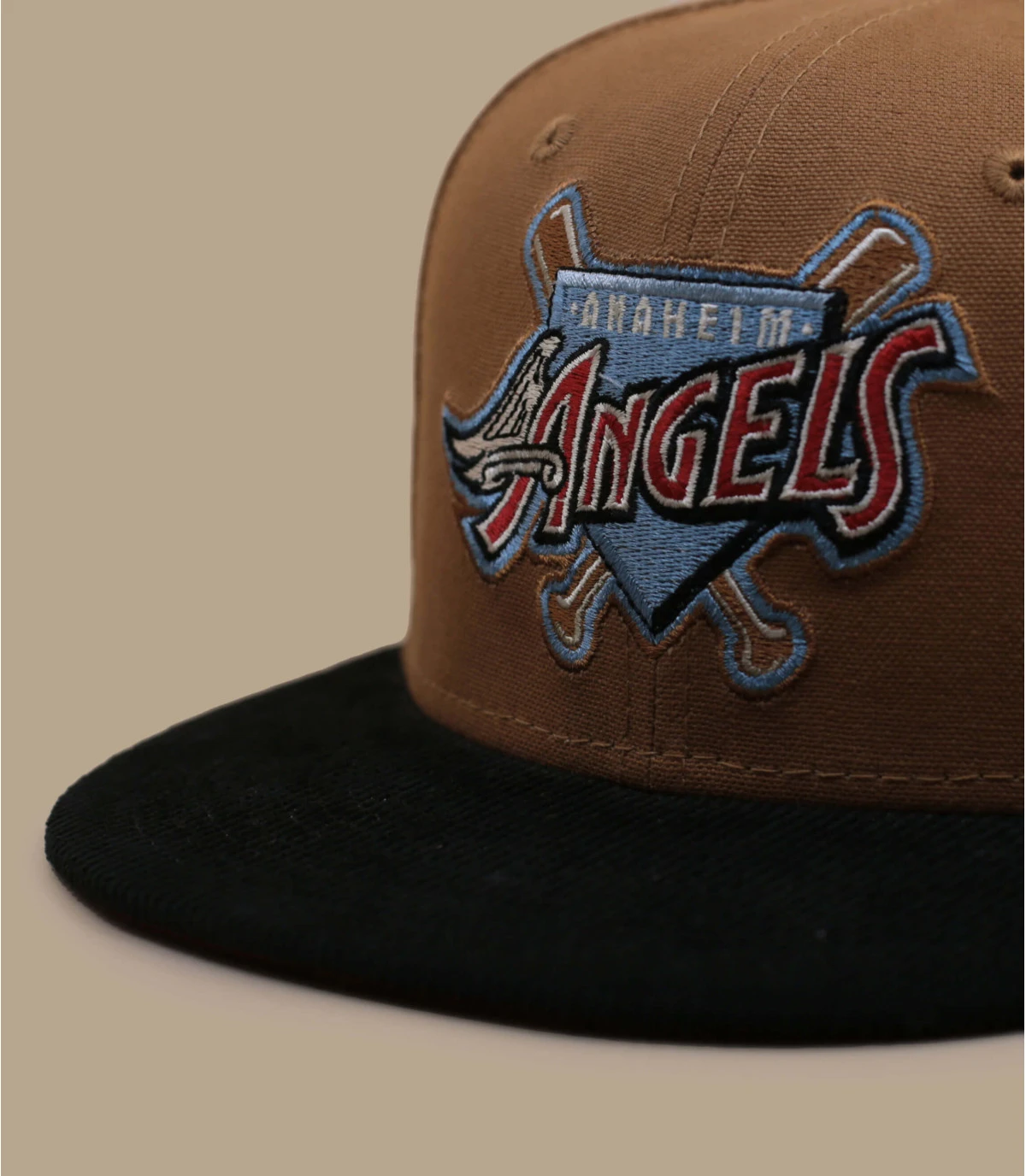 NEW ERA Side Patch 59Fifty Anaheim Angels Bronze Black Corduroy 4 NEW ERA Side Patch 59Fifty Anaheim Angels Bronze Black Corduroy – Image 2
