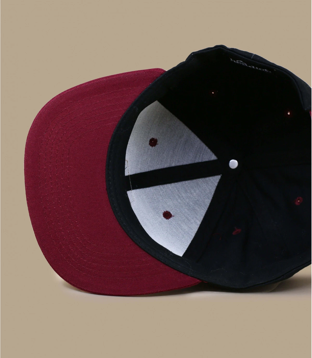 Snapback Combi Bay Window Black Burgundy 7 Snapback Combi Bay Window Black Burgundy – Image 5