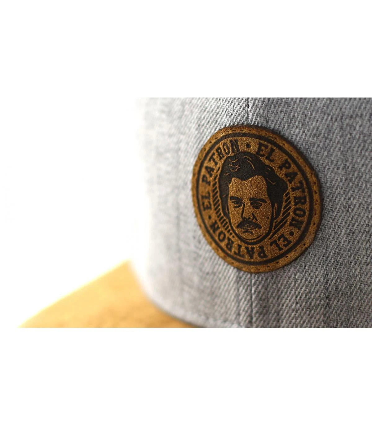 Snapback El Patron Grey Suede 5 Snapback El Patron Grey Suede – Image 3
