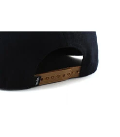Snapback North Land Black Brown -Monde Chapeau snapback north land black brownWinter20is20here20Snapback20North20Land20black20brown
